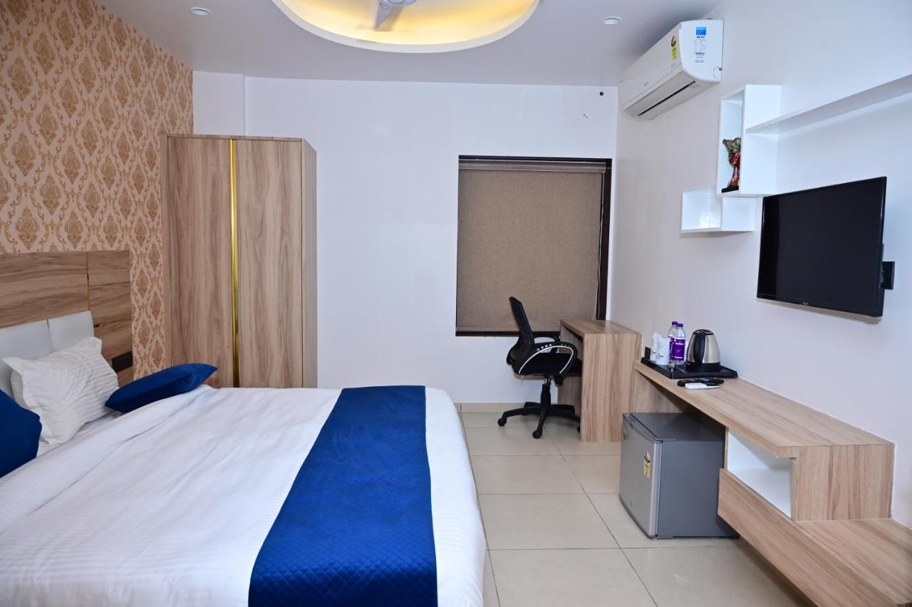The Dwelling Inn Greater Noida Luaran gambar