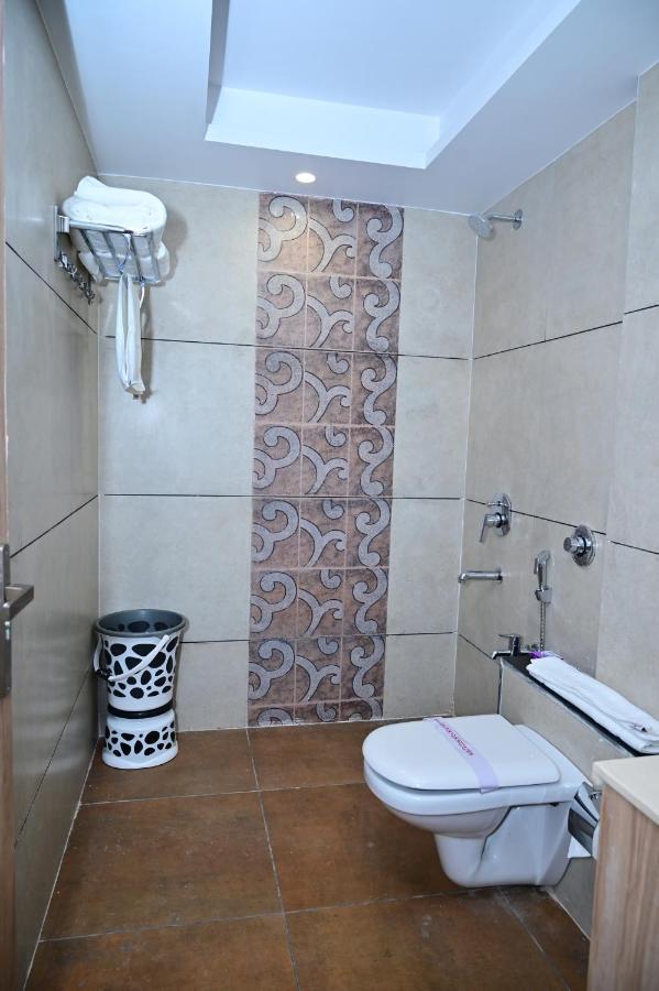 The Dwelling Inn Greater Noida Luaran gambar