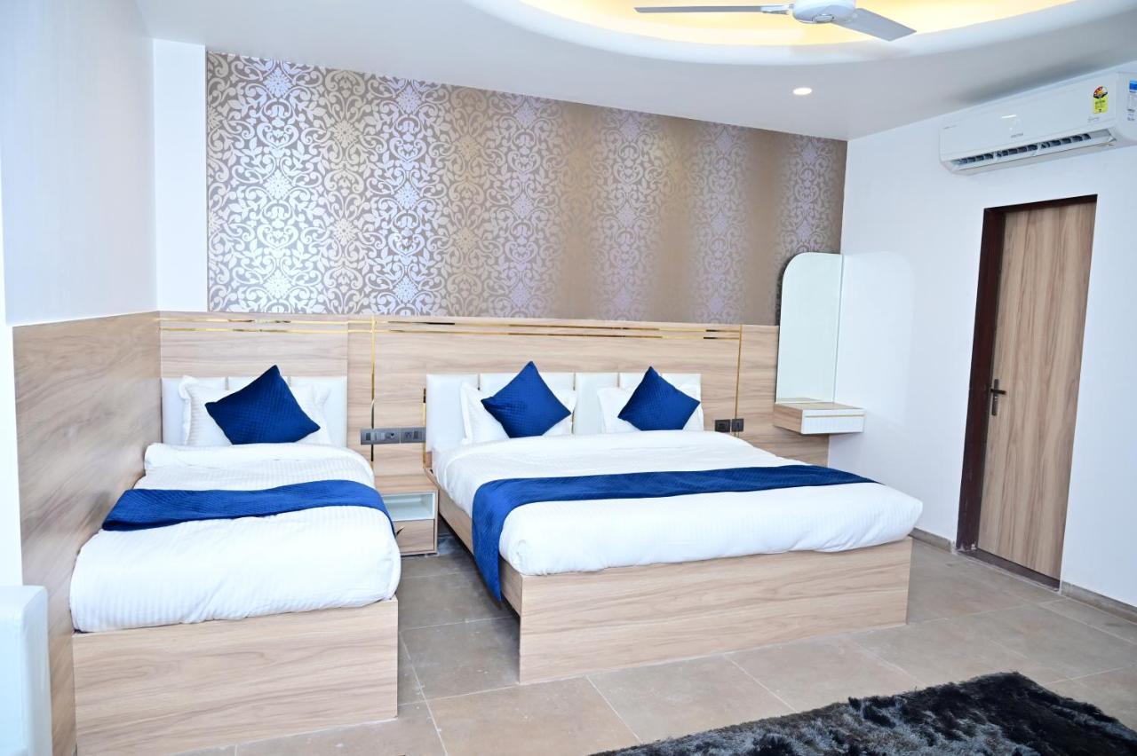 The Dwelling Inn Greater Noida Luaran gambar