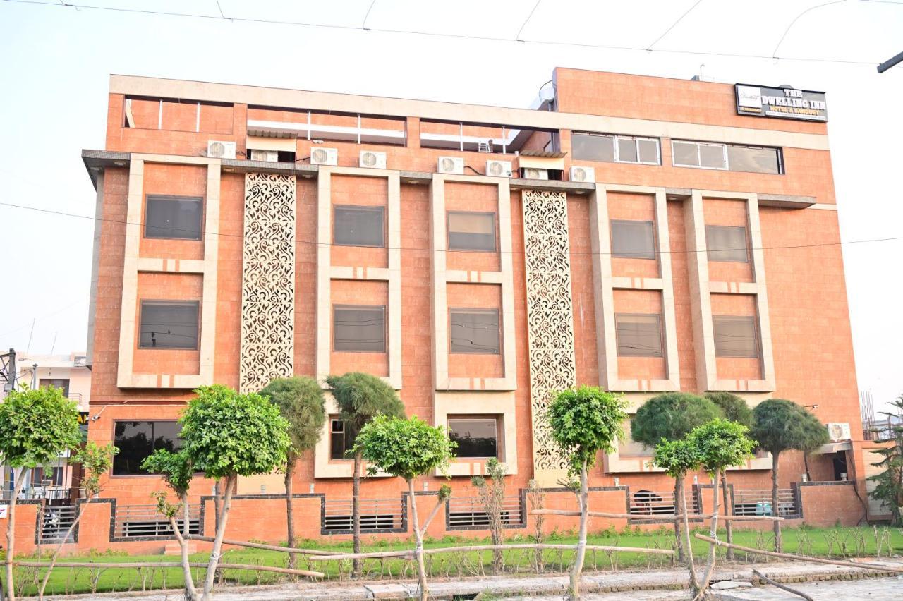 The Dwelling Inn Greater Noida Luaran gambar