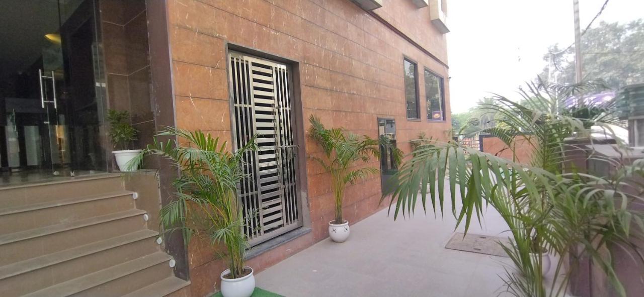 The Dwelling Inn Greater Noida Luaran gambar